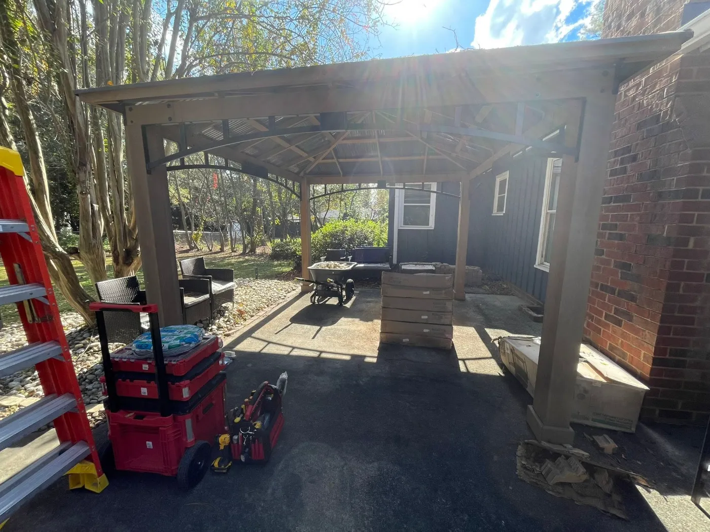 Outdoor living and lighting by Home Tech Solutions