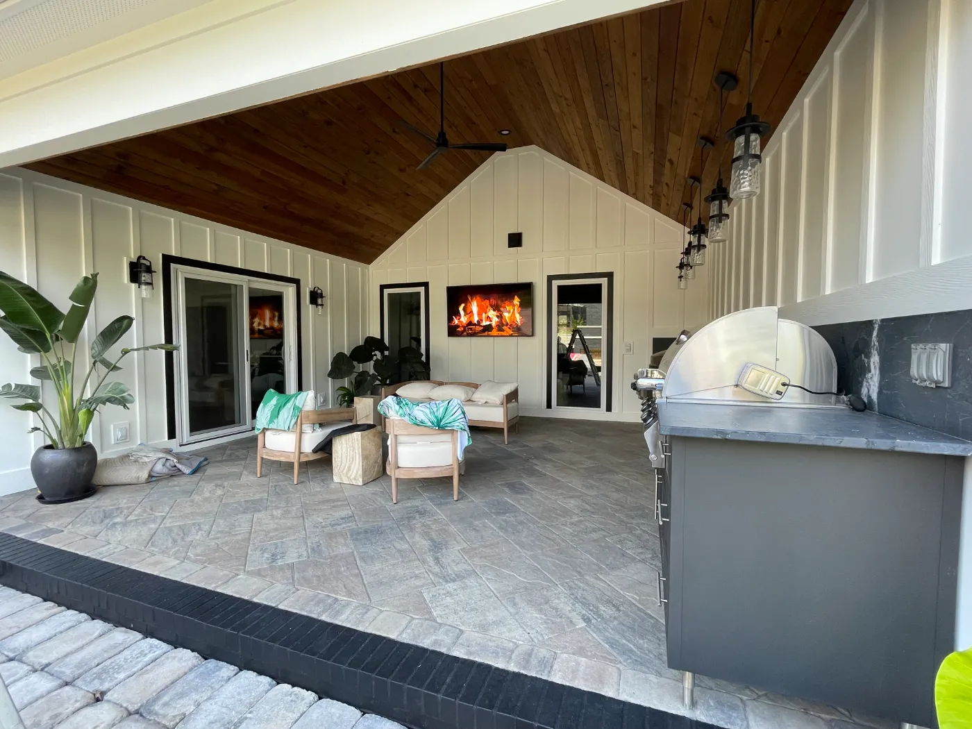 Outdoor living and lighting by Home Tech Solutions